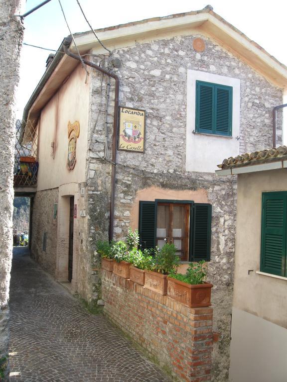Locanda della Casella Cineto Romano Exterior foto